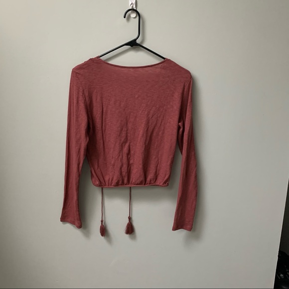 NWT Wine Colored Peasant Style top - Picture 4 of 4